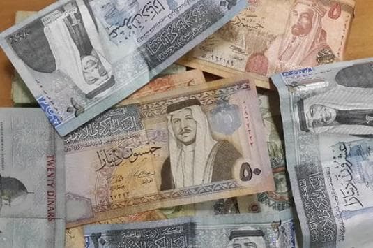 تفسير حلم الذهب في المنام- بين الزينة والفتنة