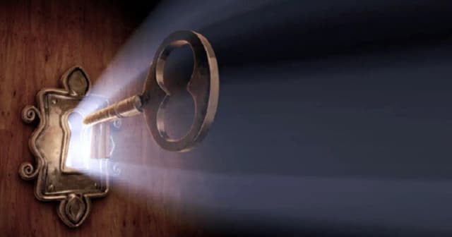 تفسير حلم المفتاح في المنام- فرج وحلول، أبواب مفتوحة للرزق والعلم